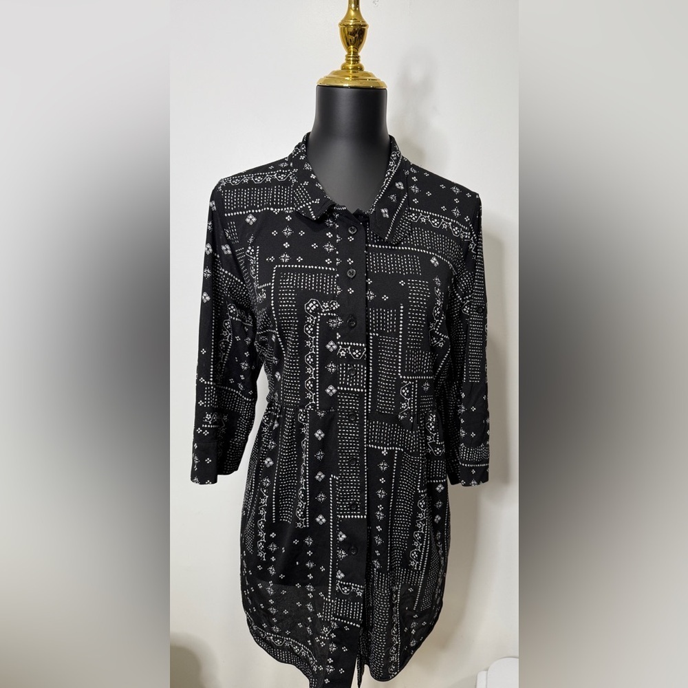 Style & Co. Black and White Floral‎ shirt